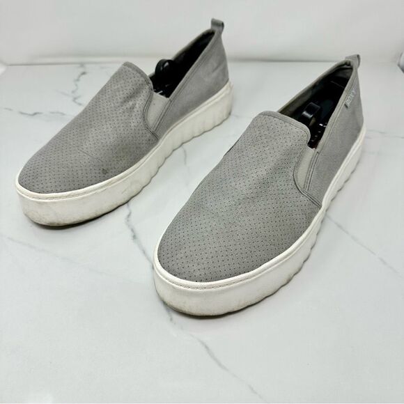 Roxy Slip-on Sneakers- Size 11 - Picture 6 of 13